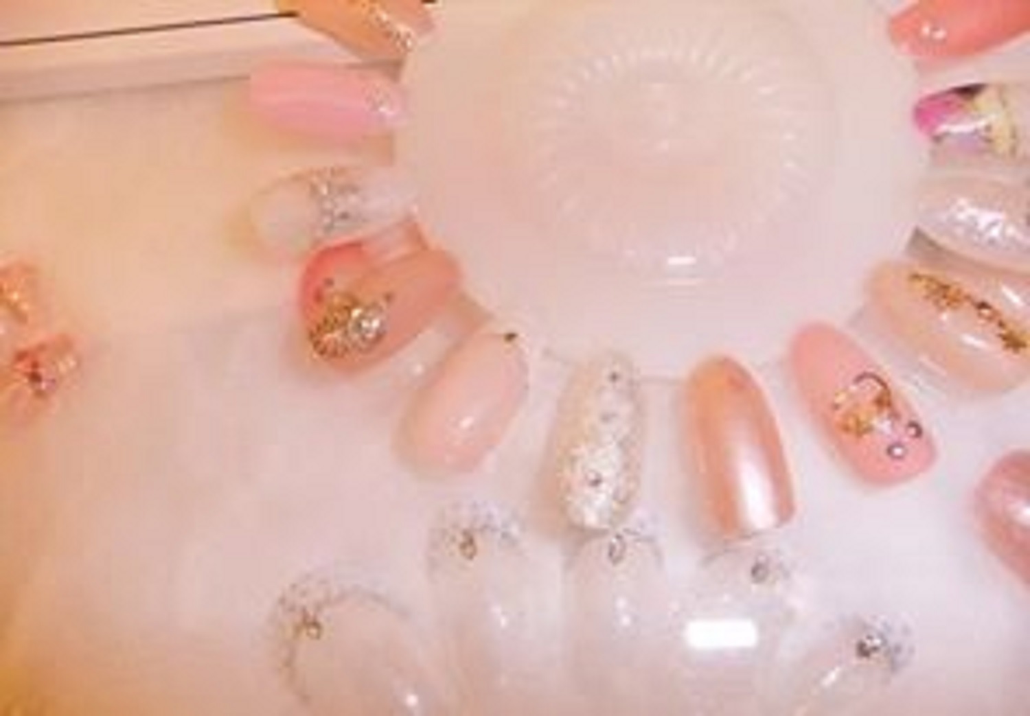 横浜結婚STORYの代表がネイルサロン経営時代に作成したネイルデザインサンプル