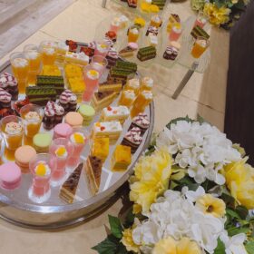 婚活パーティで提供されるスイーツビュッフェ